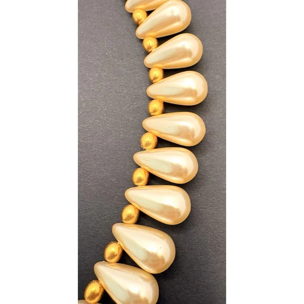 Vintage Joan Rivers Glass Teardrop Faux Pearl Necklace‎ Bib Choker Classic Glam
